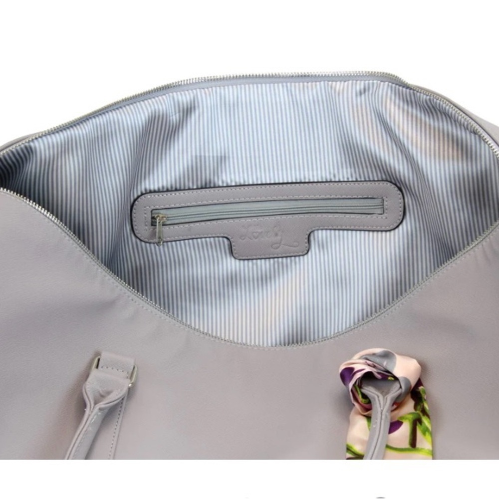 Ms Lovely WEEKENDER DUFFEL BAG WITH SATIN TIE - Picture 2 of 5